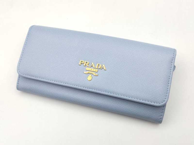 プラダ買取 長財布